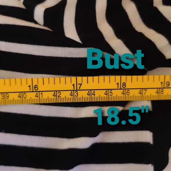 🍒2/$30-Striped Calvin Klein tunic - Picture 12 of 15